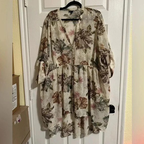 torrid Tops - Torrid Sheer Floral Chiffon High Low Tunic Shirt Dress Plus Sz 4 Ivory Gold